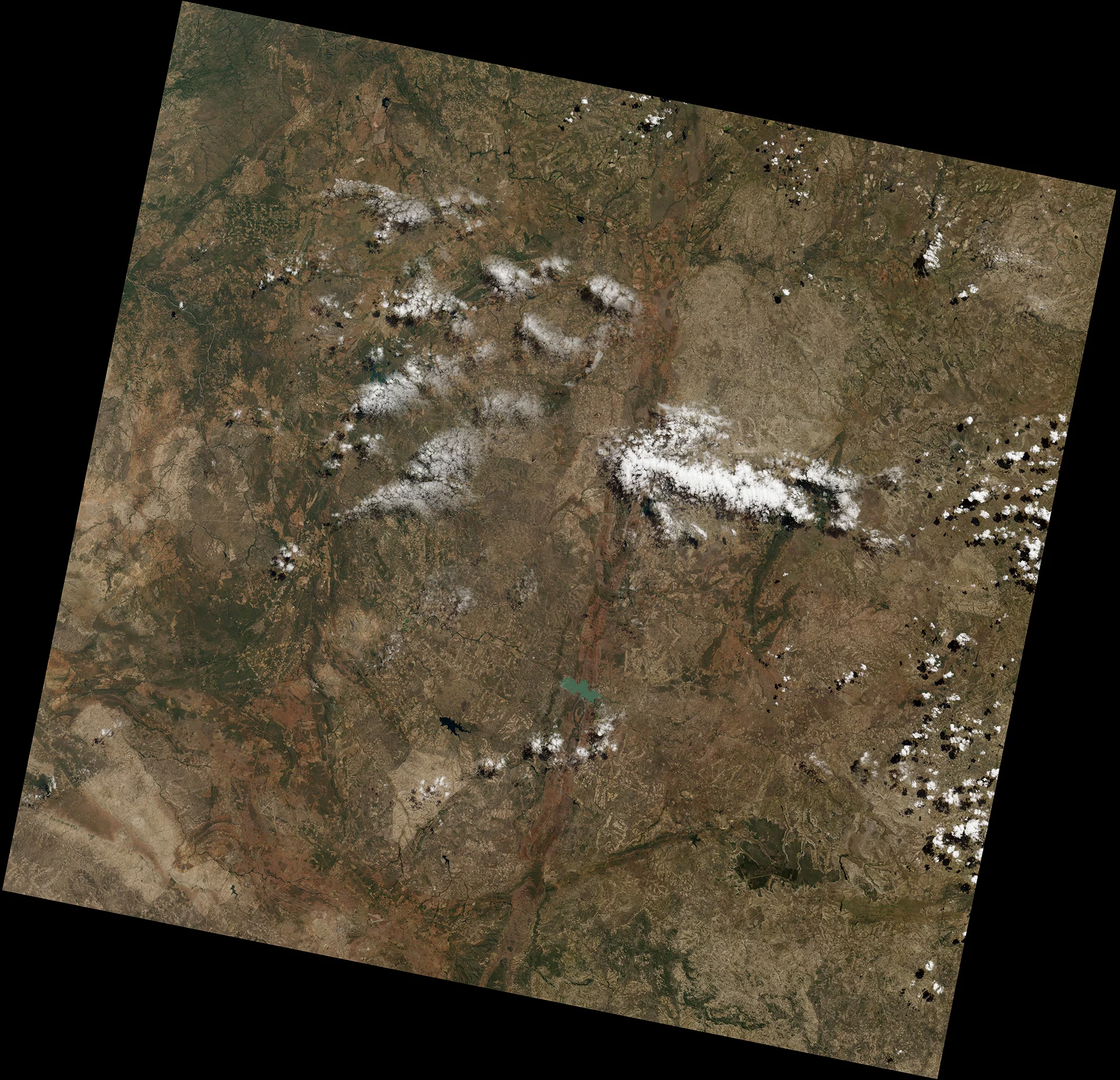 WRS 170-073 is centered at -18.8 S, 30.2 E(Photo: NASA)