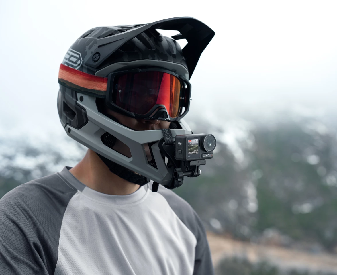 The Osmo Action 4 benefits from a quick-release magnetic mount system for easy attachment to accessories