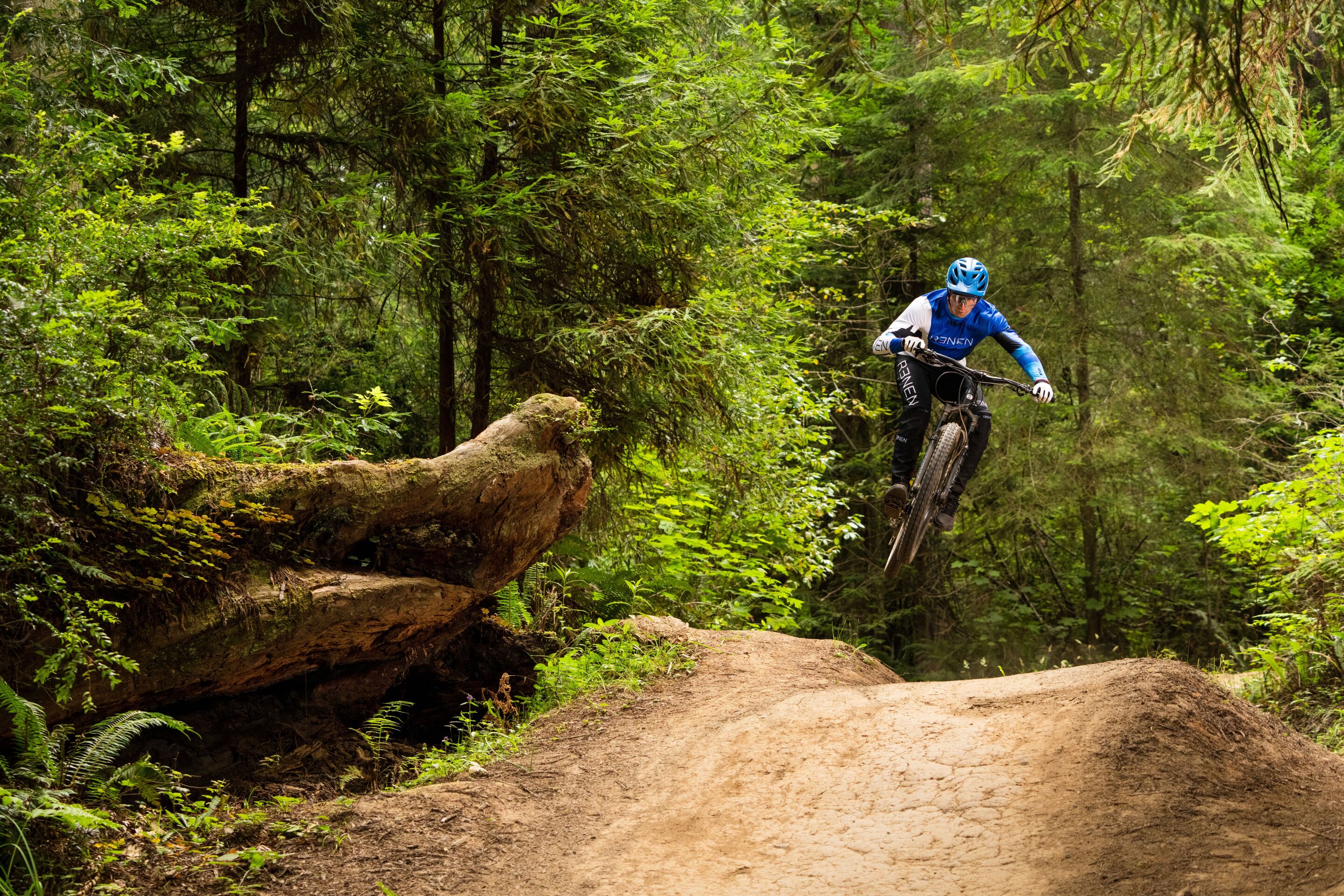 Yamaha hits the dirt with two fullsuspension electric mountain bikes
