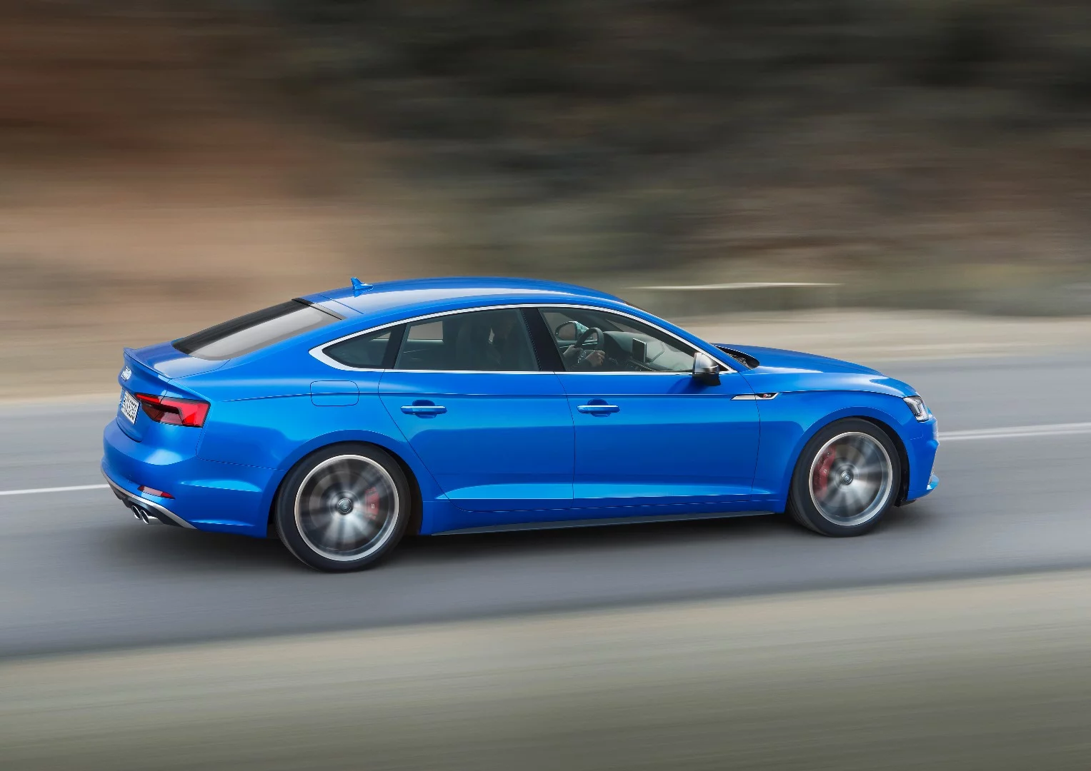 Two extra doors don't ruin the look of the Audi Sportback