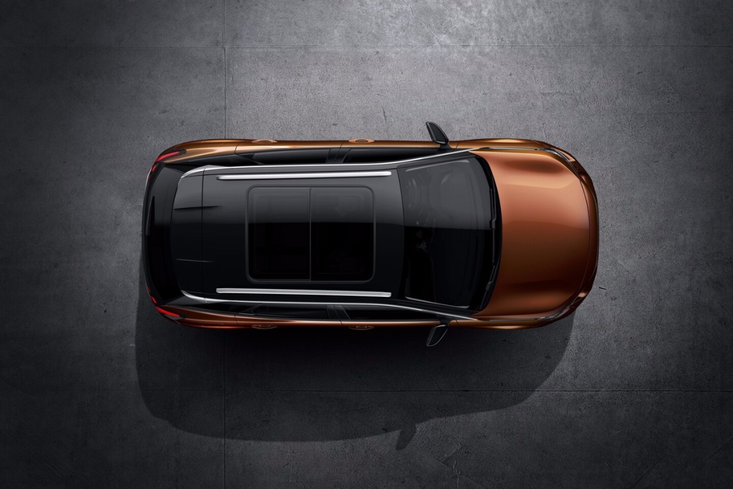 Visiopark 1 & 2 uses cameras to provide a 360-degree view around the vehicle
