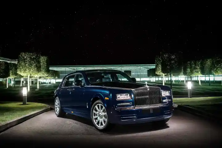 The paint of the Celestial Phantom is inspired by the night sky