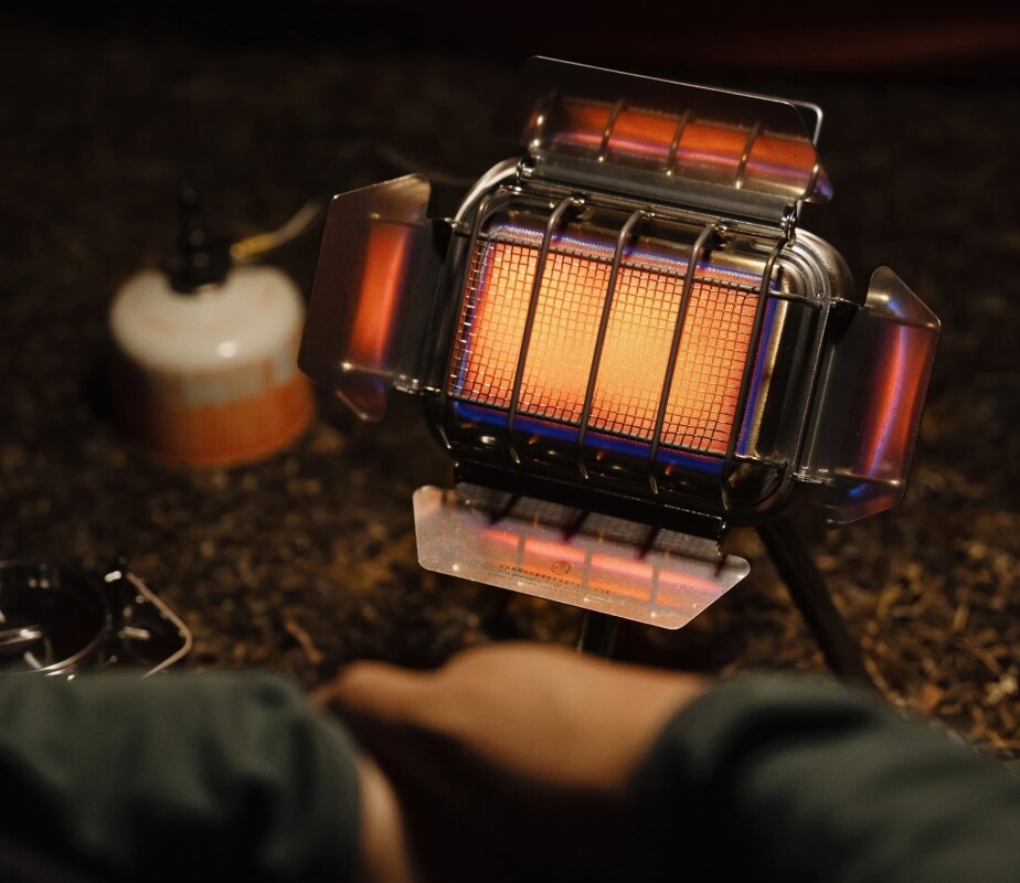 Pint-sized windproof stove doubles as a personal camp heater