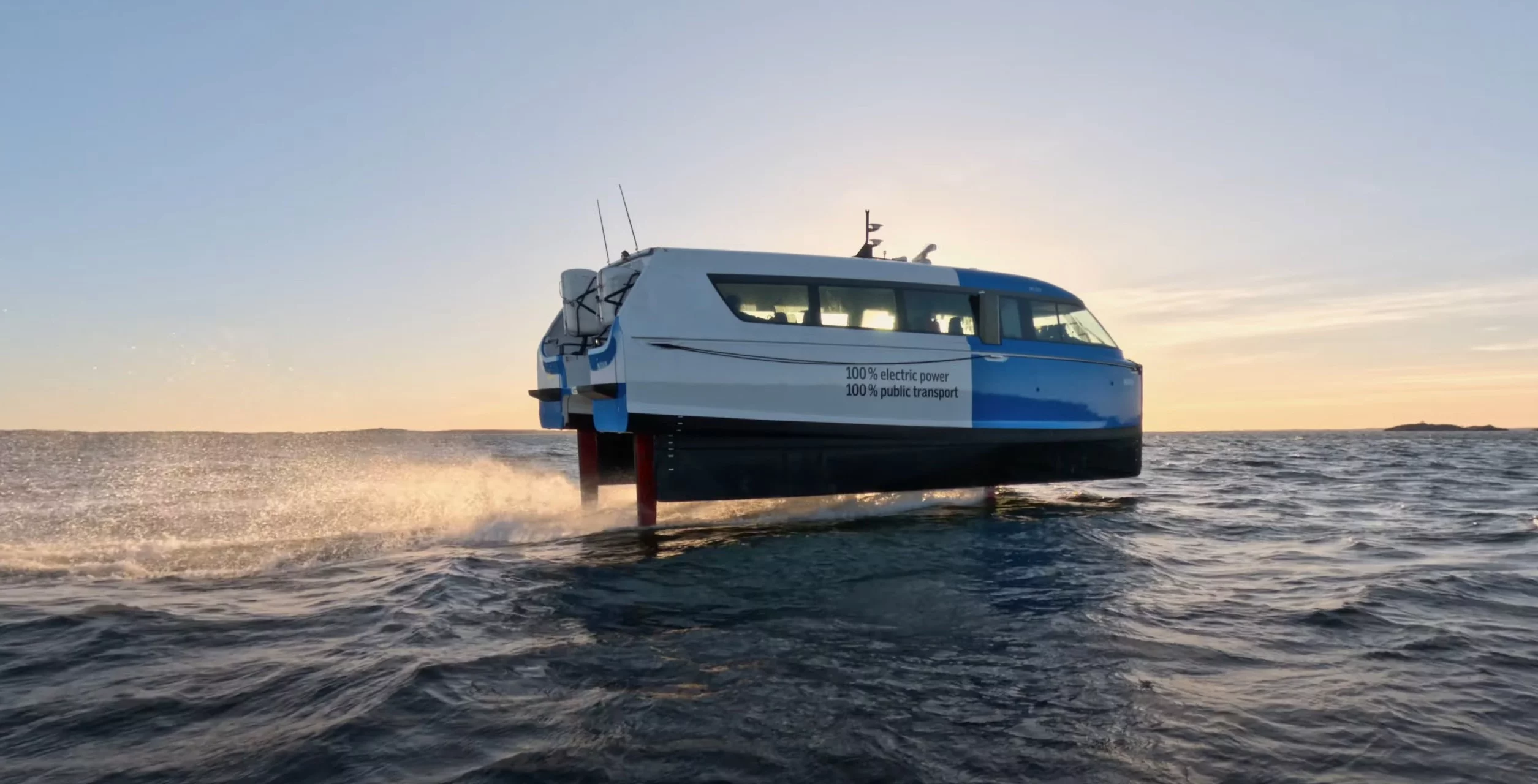 Lift-off speed is 16 knots, cruise speed is 25 knots and range is 40 nautical miles