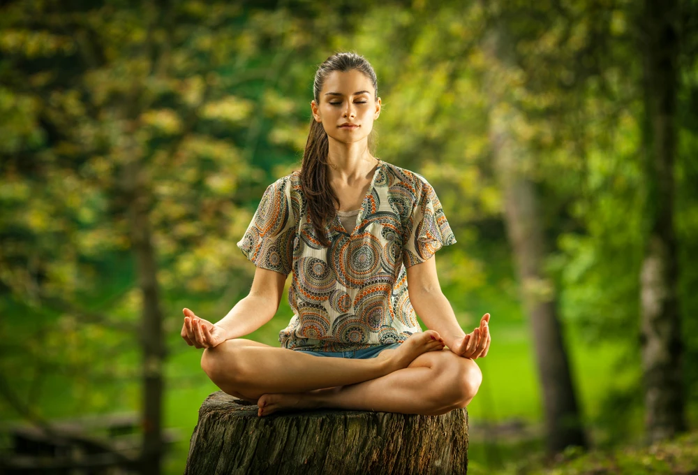 A new study explains how mediation and yoga can reduce the perception of pain (Photo: Shutterstock)