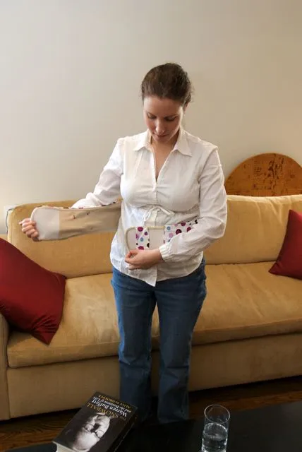 The Kickbee baby movement detector and tweeter