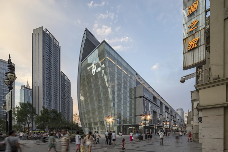 Riverside 66 covers a total area of 152,800 sq m (1,644,726 sq ft) (Photo: Tim Griffith)