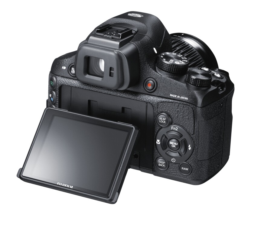 A full coverage, 3-inch, 460,000 dot resolution, tilting LCD display is also available for photo framing and navigating through menus and settings
