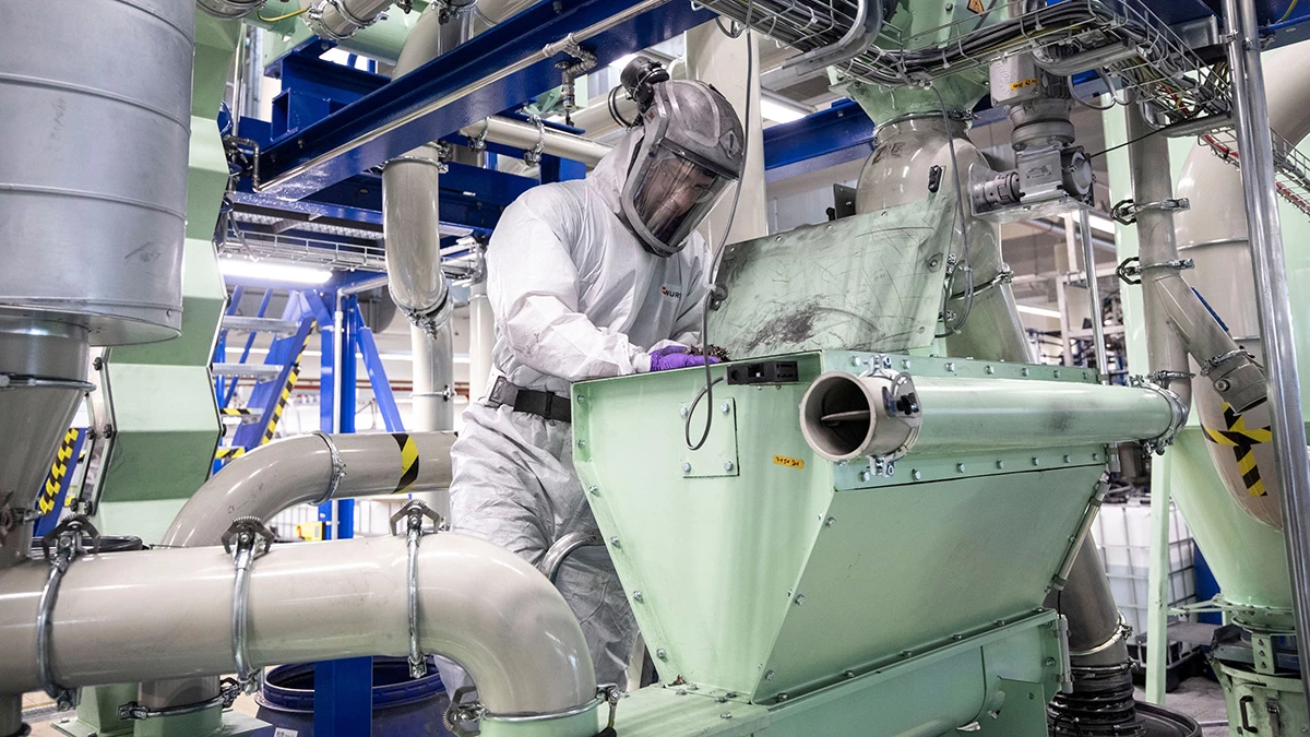 The recycling process for high voltage batteries underway at Porsche's facility