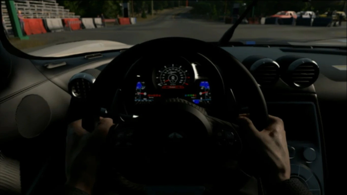 Many developers focused on the improved graphics capabilities, such as Evolution Studios with its racing title, Driveclub, which models each unique material of every car almost photorealistically