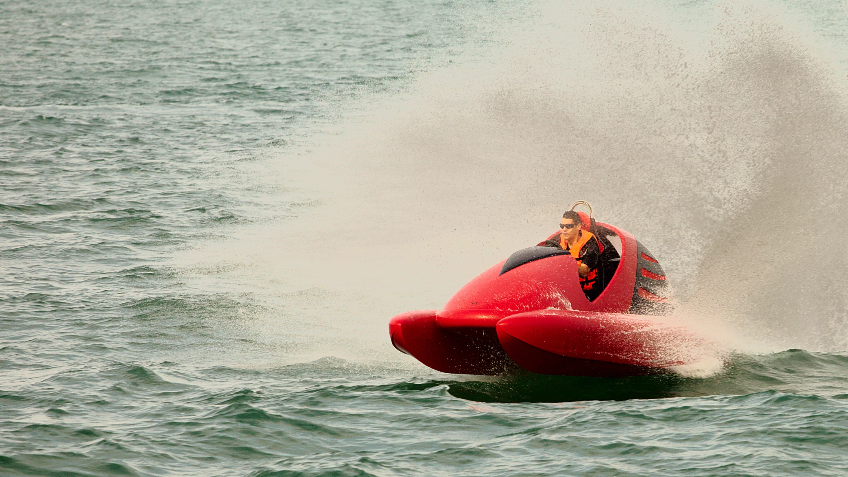 The Wokart is controlled by a centrally-located 70 hp outboard motor (Photo: Wokart)