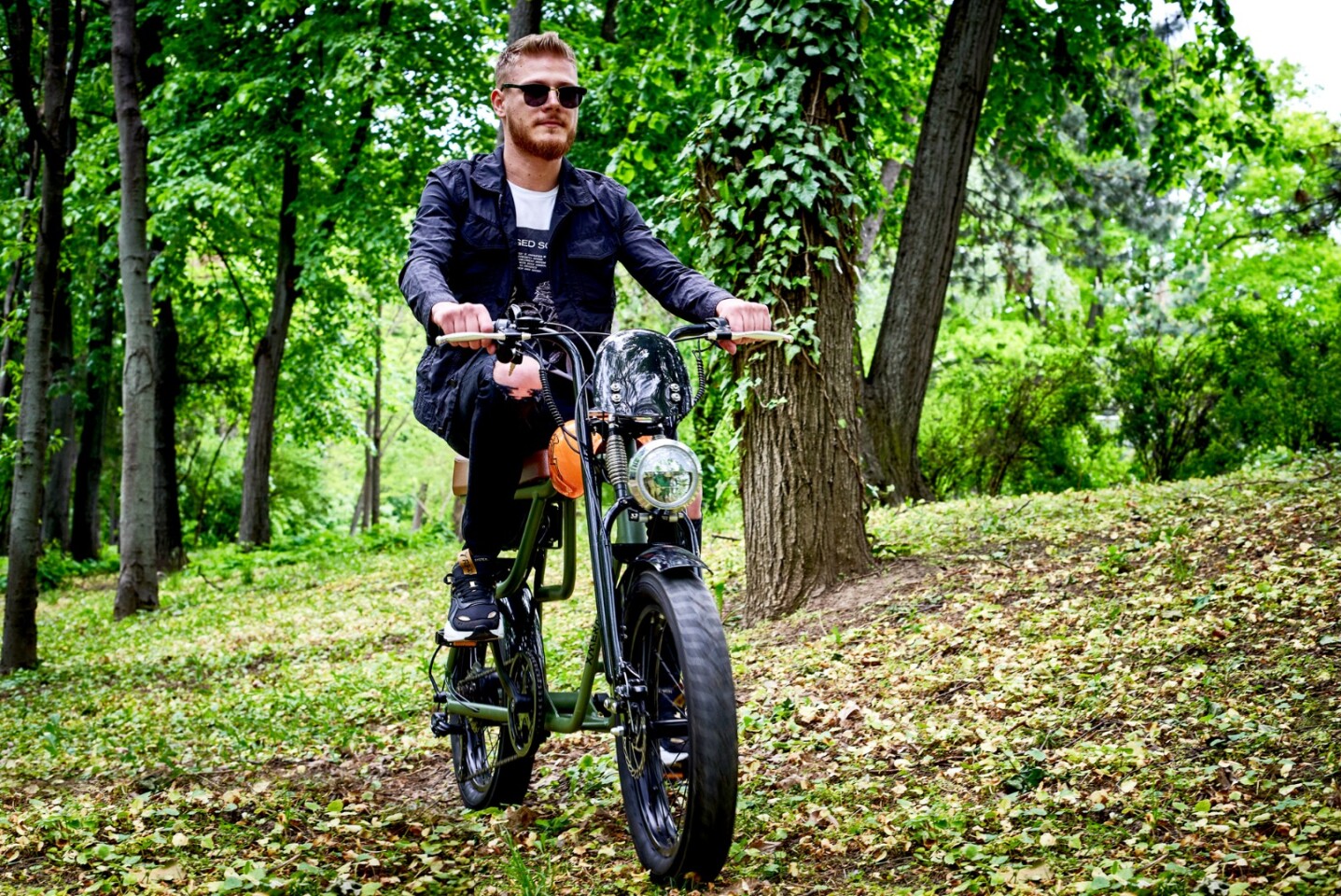 The Xmera is available in black, green, red or blue