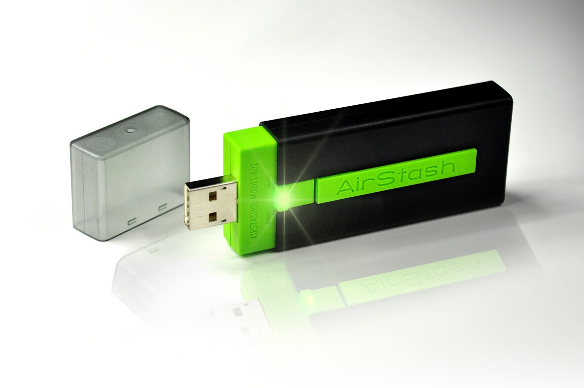 Maxell's AirStash is described as a wireless flash drive with media streaming and two-way wireless document transfer capability