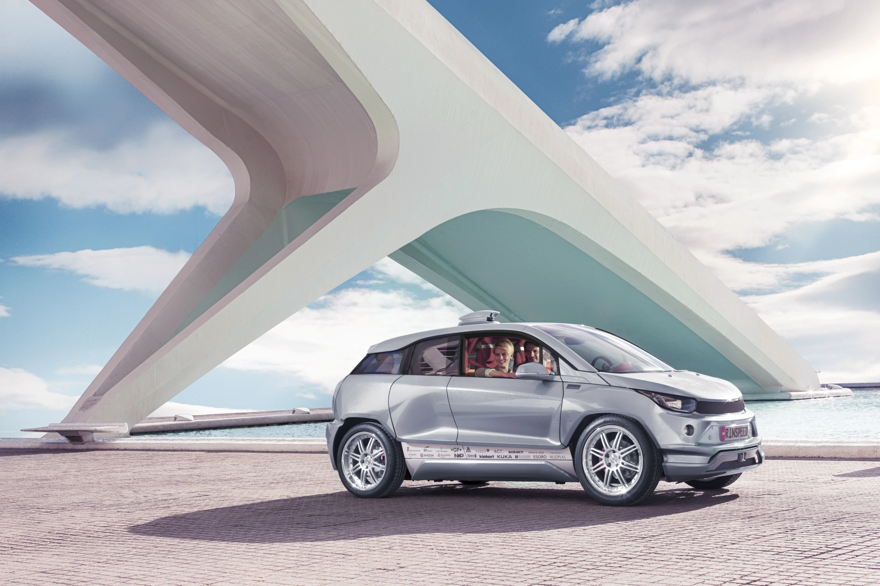 The Budii is designed to adapt to the habits and preferences of the owner