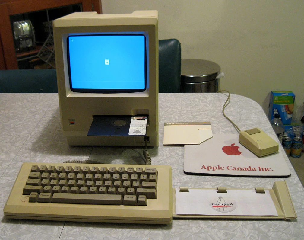 A seller on eBay claims this could be one of the oldest complete Macintosh systems in the world