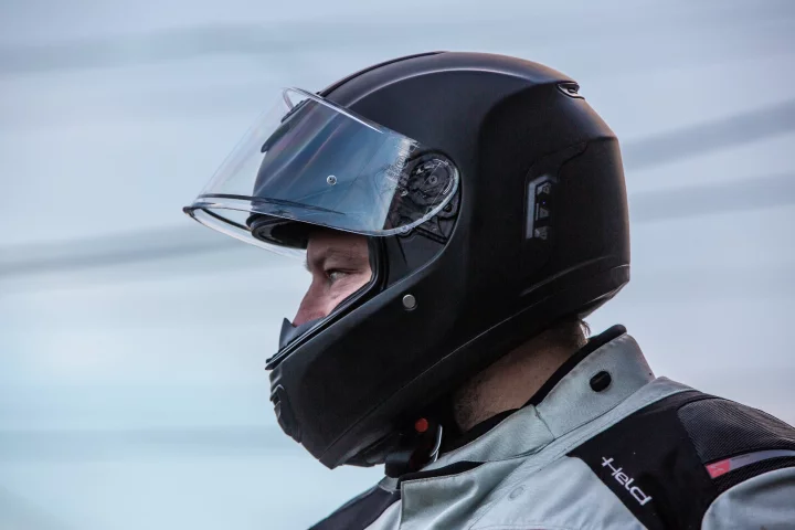 Sena's first fully integrated Bluetooth helmet, the Momentum, is an impressive debut for one of the global leaders in motorcycle communications