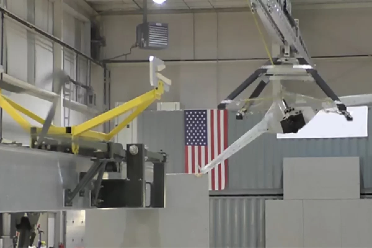 The SideArm can launch and retrieve 1,100-pound drones over short distances