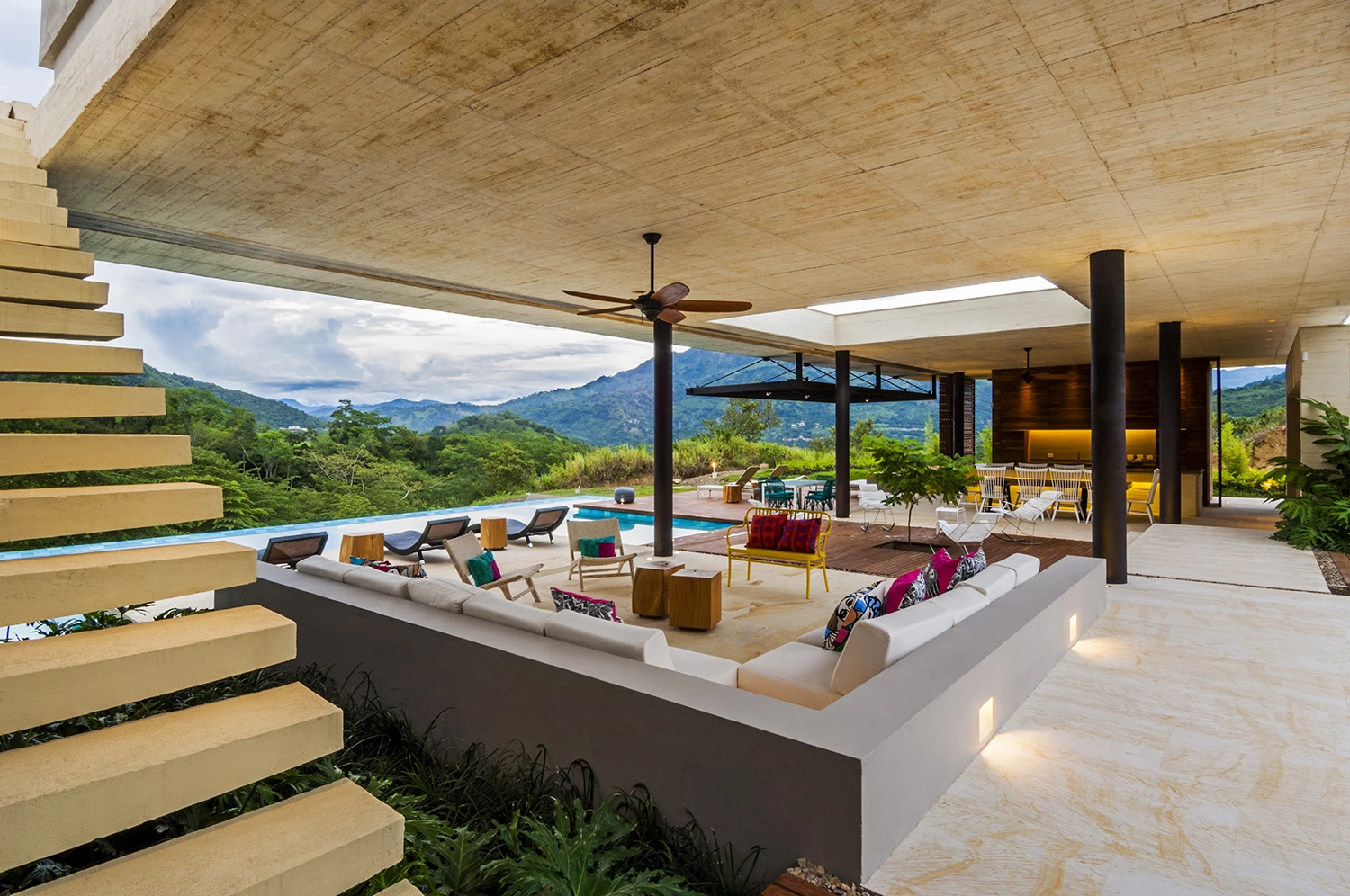 The home can be separated into two main areas: open and private (Photo: David Uribe)