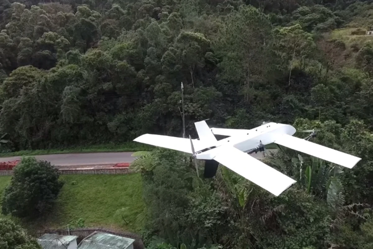 A drone approaches the Centre ValBio research station