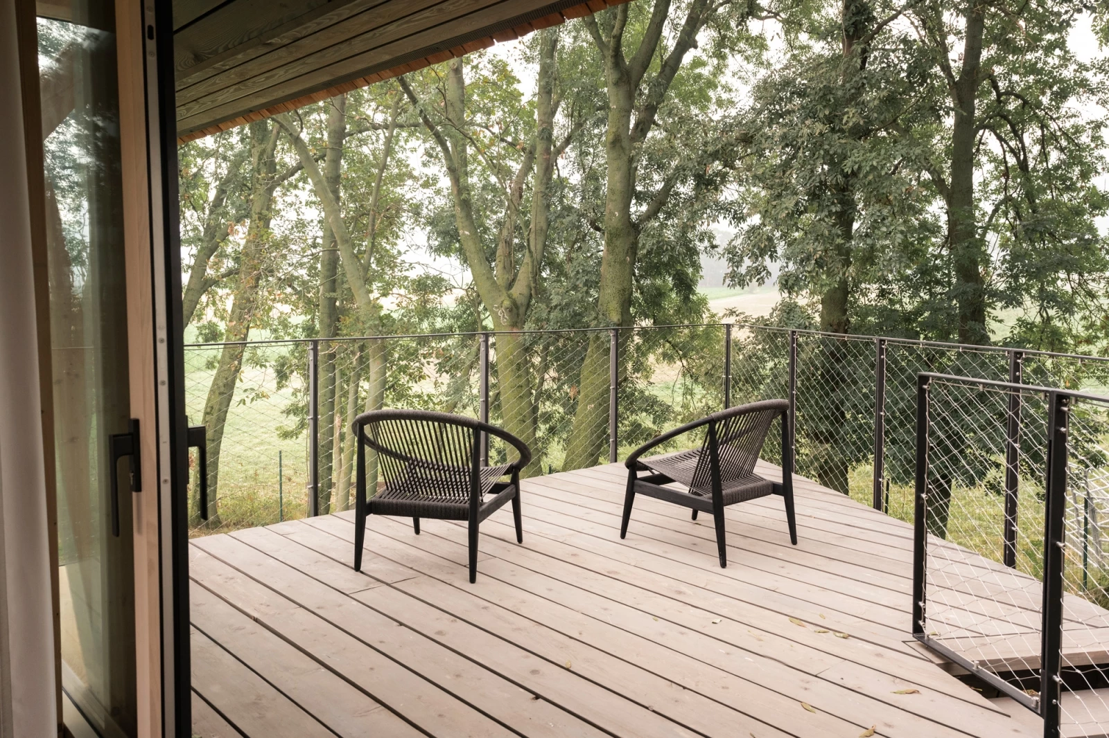 Occupants can enjoy the large outdoor terrace for extra space