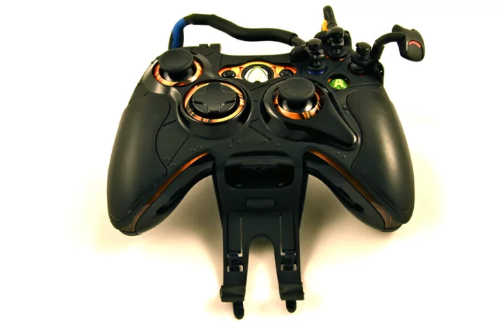 The N-Control Avenger is designed to give gamers an advantage over their opponents