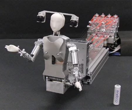 The MH-2 telepresence robot mimics the movements of its remote operator (Photo: Yamagata University)