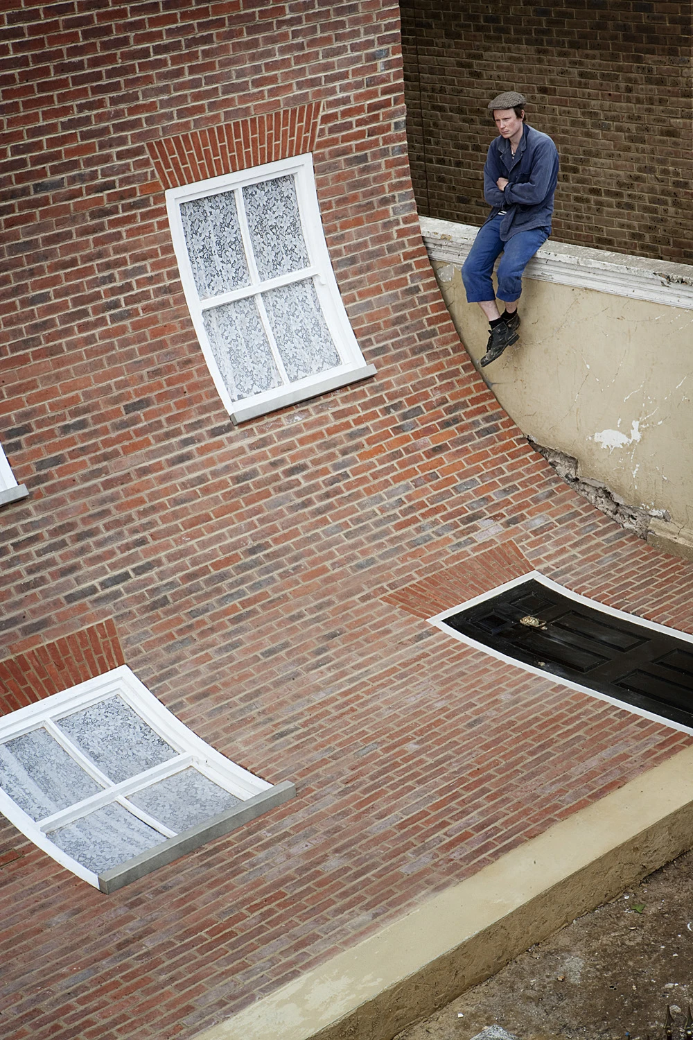 It's not unusual to see a project that straddles the worlds of art and architecture, but this piece by Alex Chinneck is surely a stand-out (Photo: Alex Chinneck)