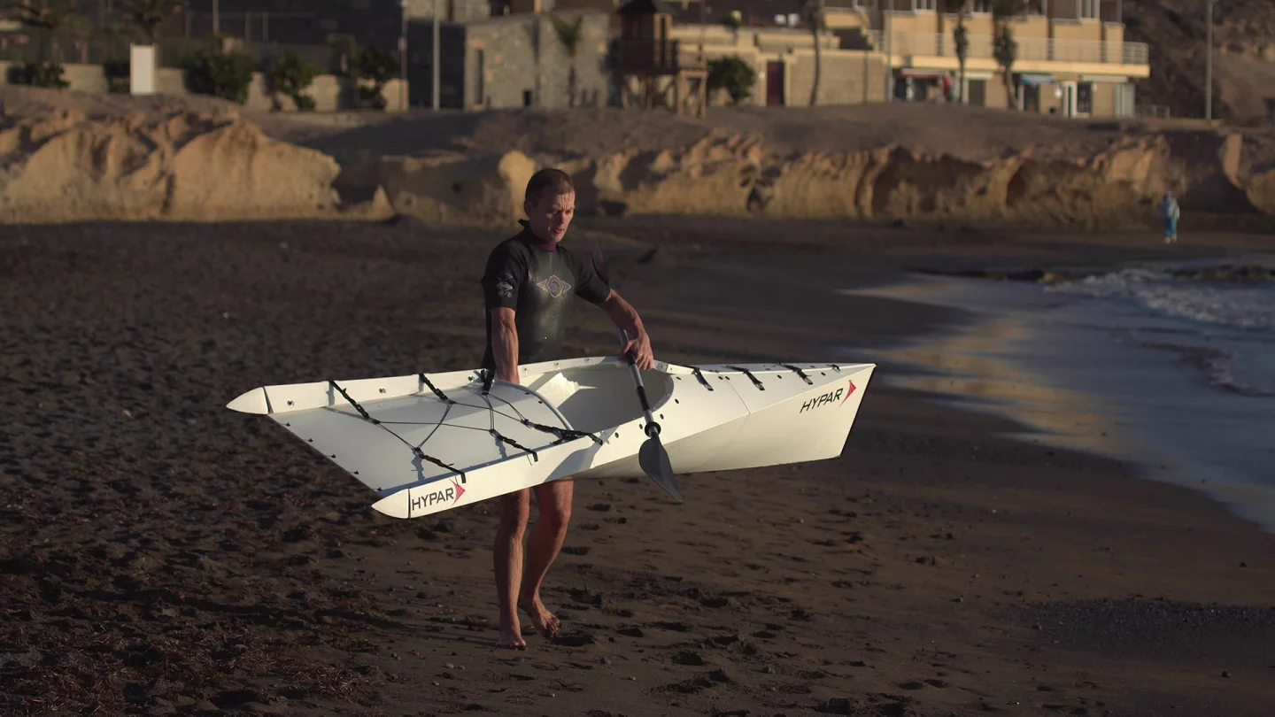 The HYPAR weighs approximately 8 kg (18 lb)