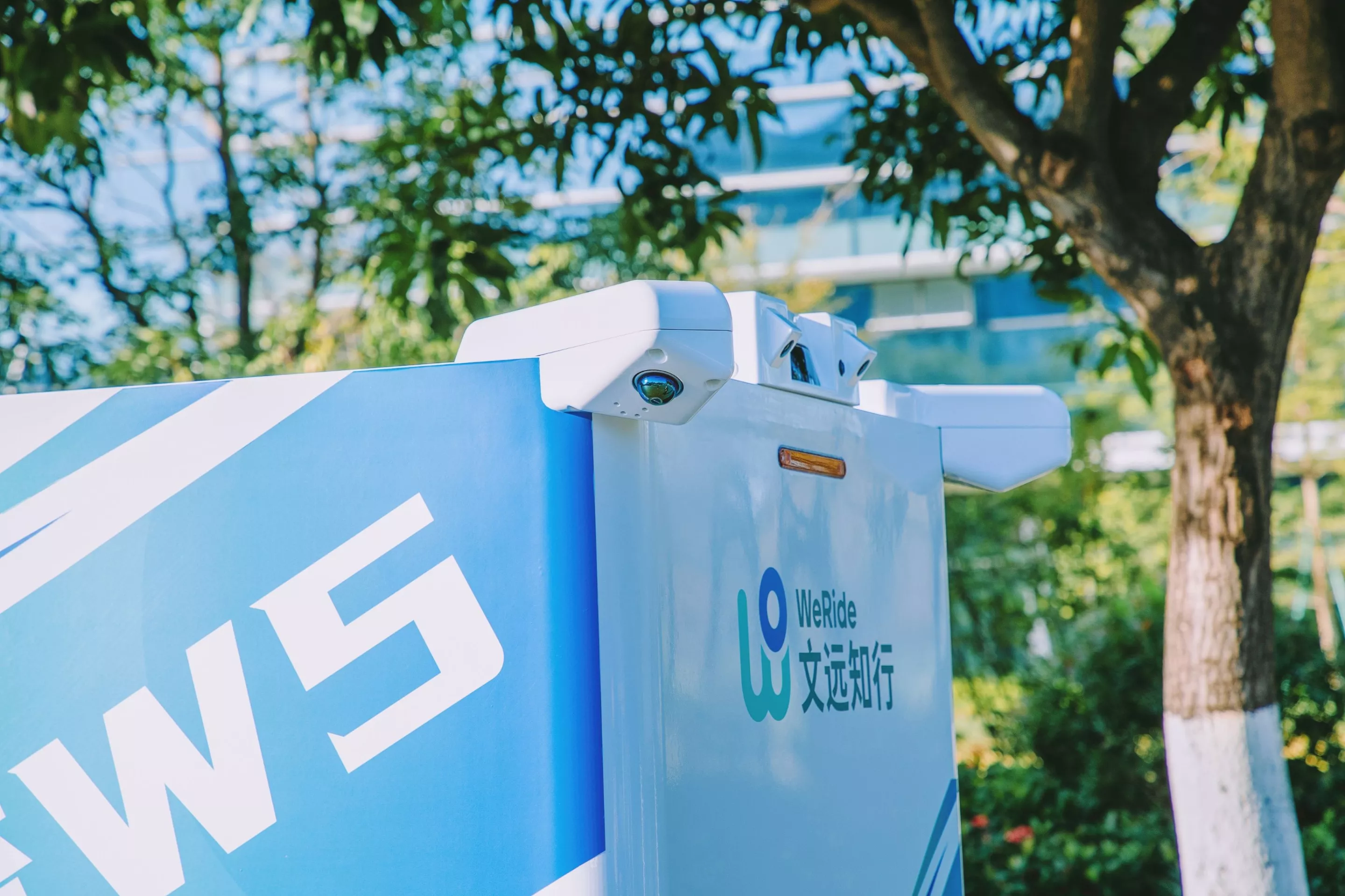 The Robovan W5's sensor array caters for 360-degree perception