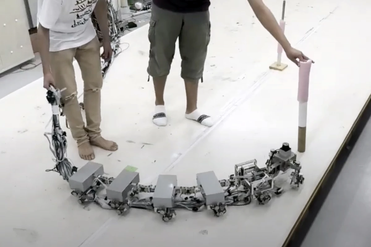Researchers have taken inspiration from nature to create a robot that moves like a centipede