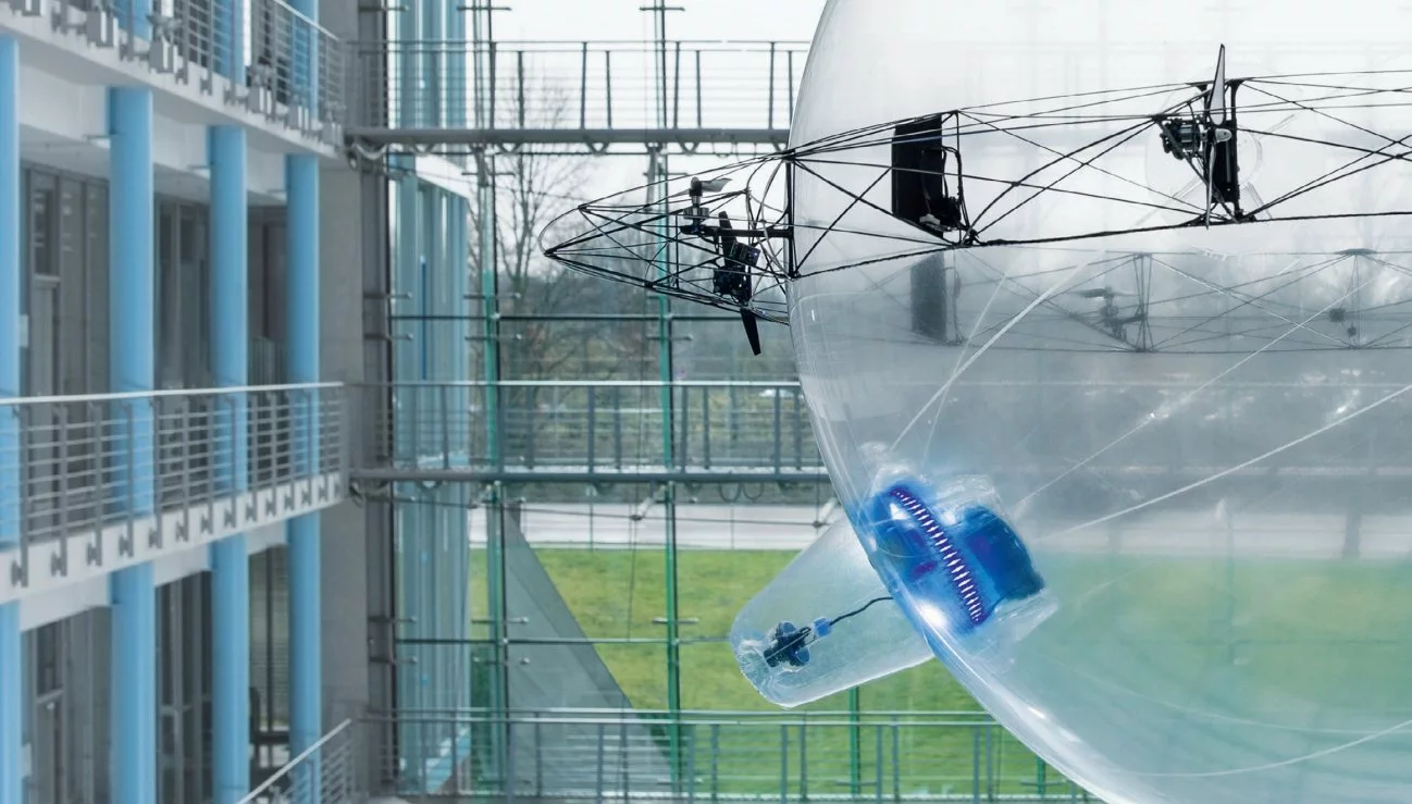 The FreeMotionHandling system can independently identify objects to pick up on its own