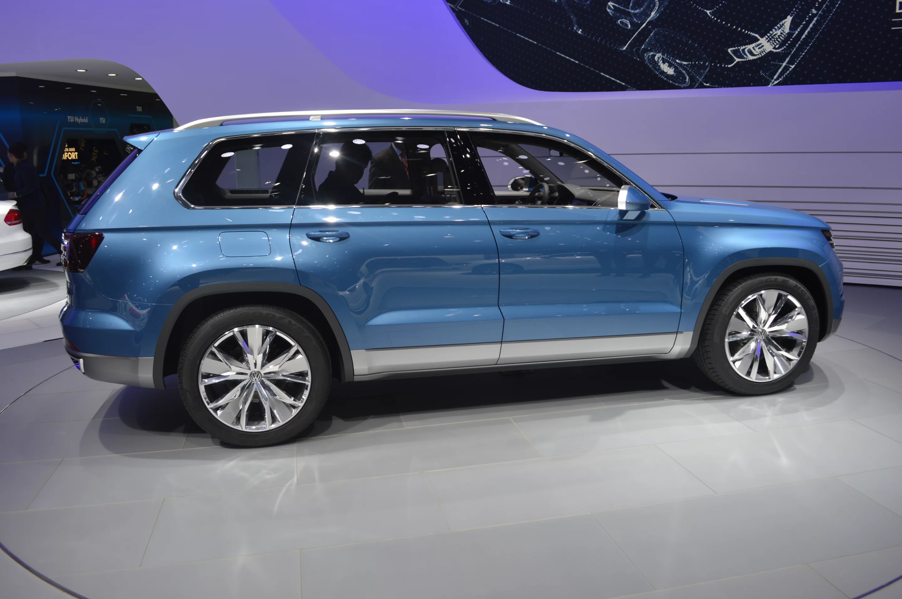 The Volkswagen CrossBlue appeared at the Detroit, Shanghai and Los Angeles shows