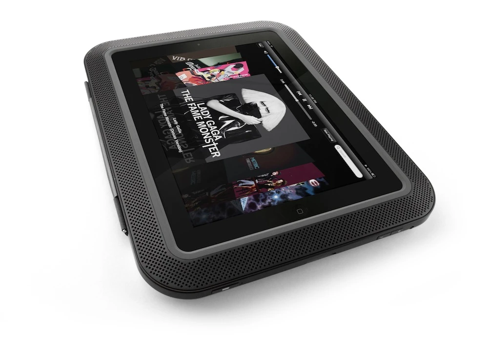 The built-in battery should push out sound for up to ten hours
