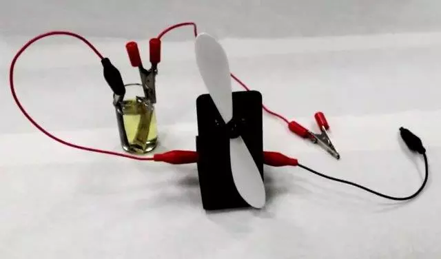 The battery is able to run a small fan or an LED