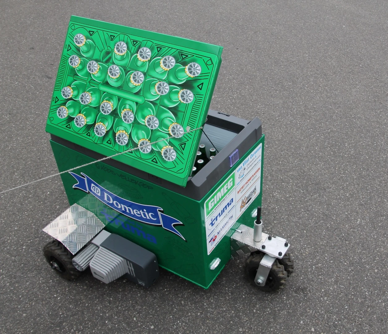 They might not bring the Mannen Caravan to production, but could we at least get the remote-controlled cooler?
