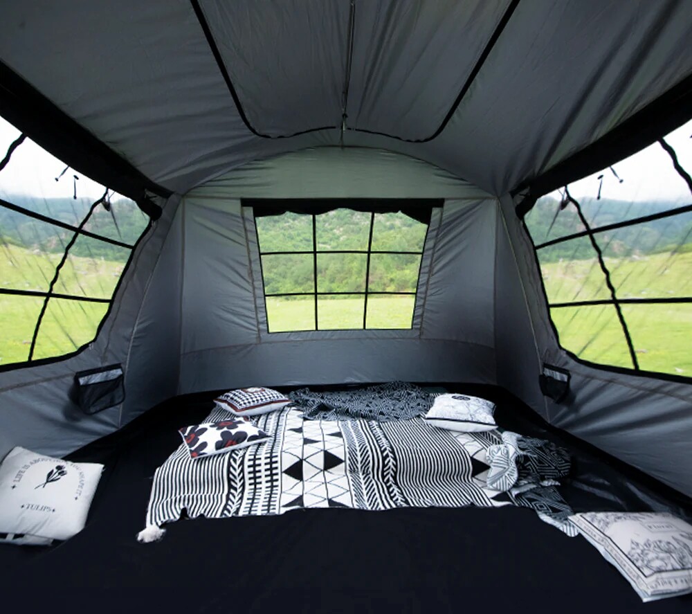 The Gouse Tent sports six mesh windows with roll-up covers