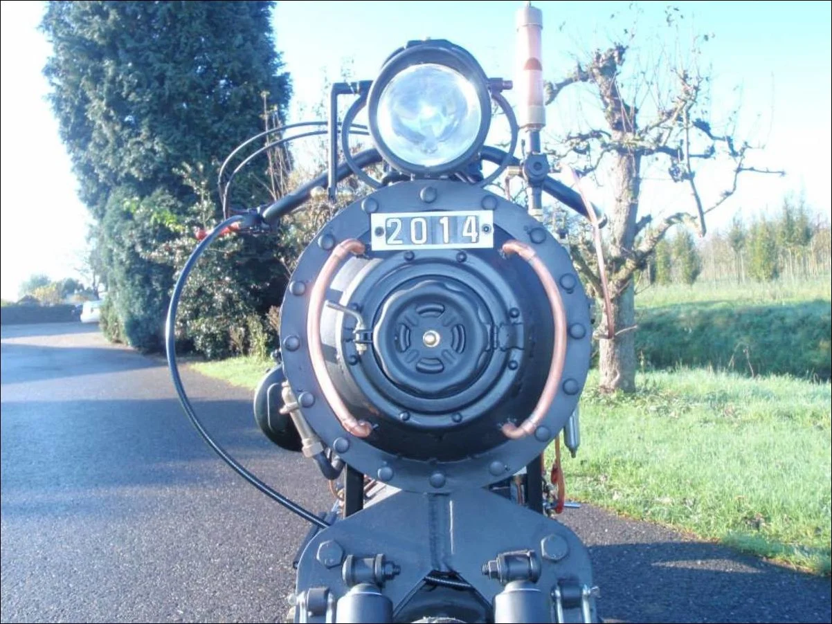 From this angle it's hard to believe the Black Pearl is a motorcycle