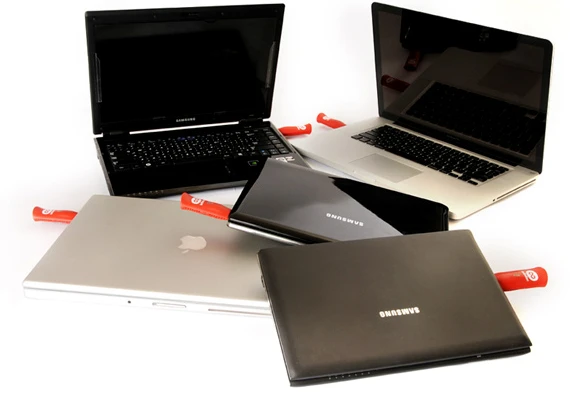 The Infinitec IUM stick lets you transfer wirelessly as much content as you can access from your laptop to any device with a USB port