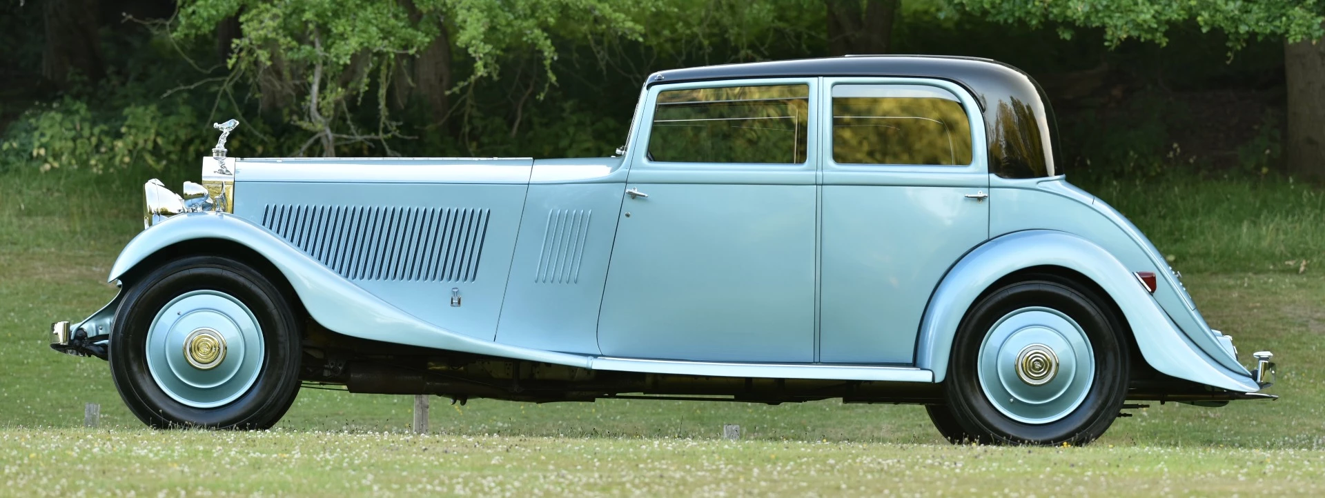 The profile of classic Phantoms is boxy but elegant