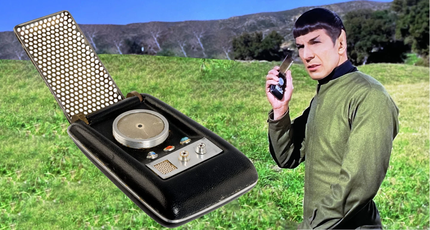The Collection included two of the iconic Starfleet Communicators from "Star Trek: The Original Series" (Paramount TV, 1966-1969). The instantly recognizable hand prop measures just 4.25" x 2.5" x 1.25" but collectors wanted one of the originals, and one sold for $175,000 and the other fetched $100,000.