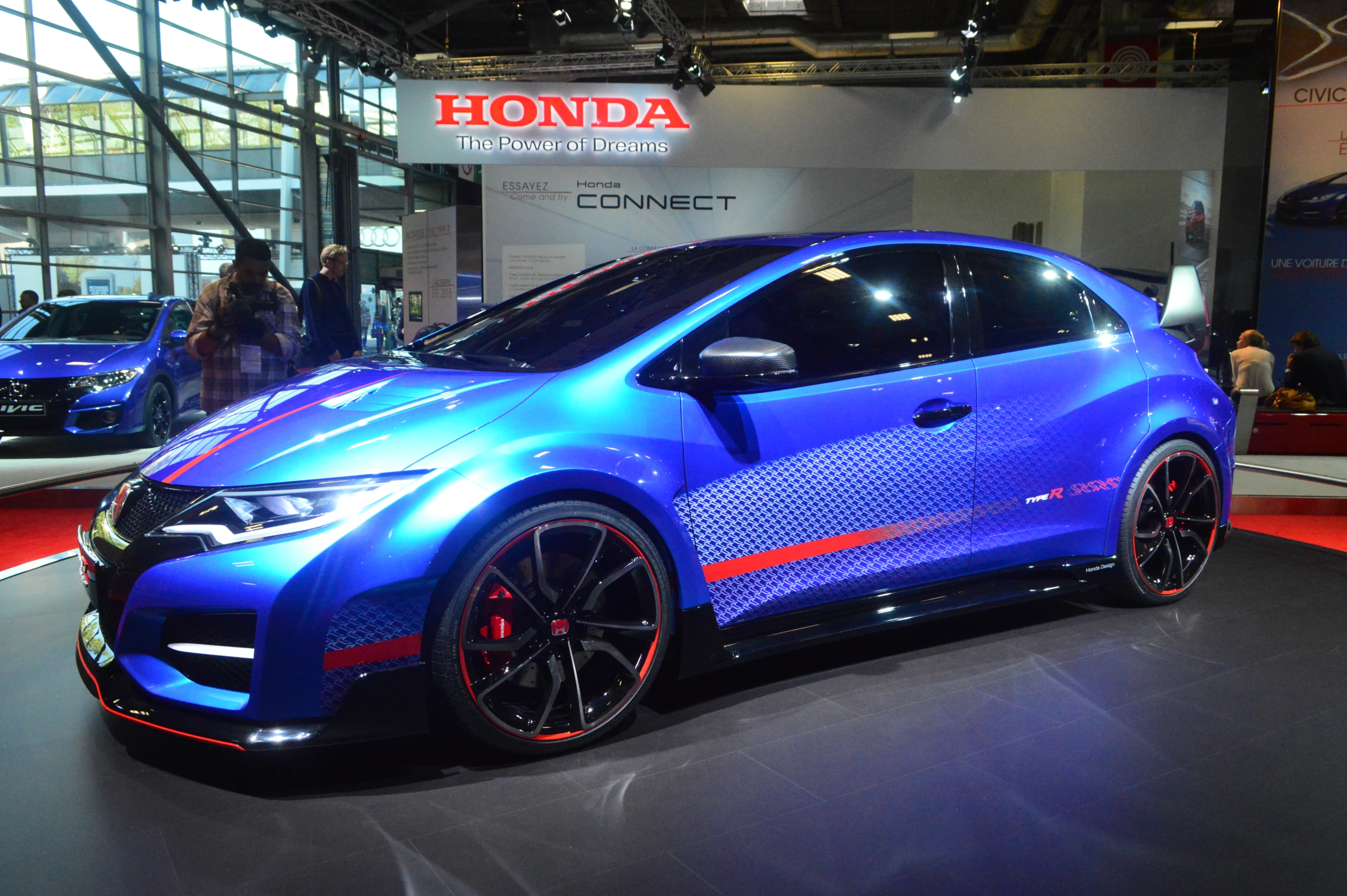 The Honda 2015 Civic Type R at the Paris Motor Show (Photo: C C Weiss/Gizmag)