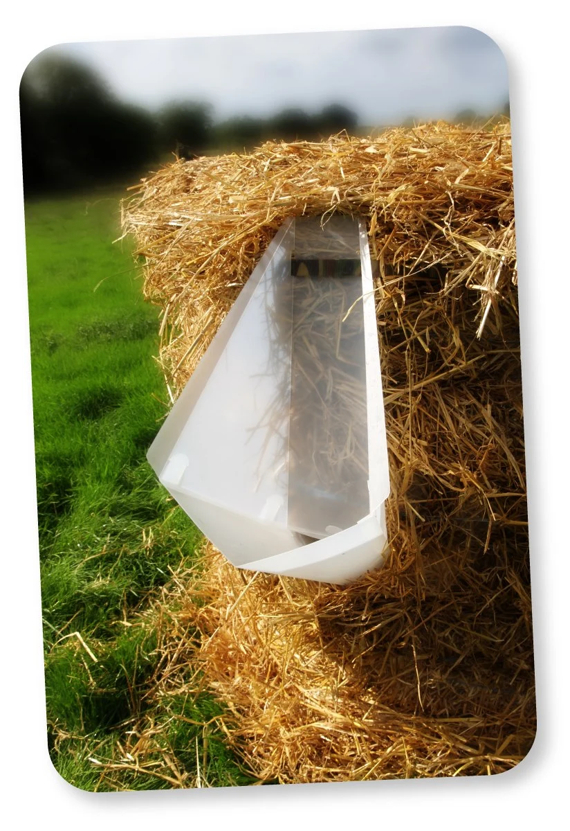 By itself, a single Uritonnoir looks like a wide funnel with a tapered spike on the end and is either pre-made from stainless steel or folded together from a flat polypropylene sheet