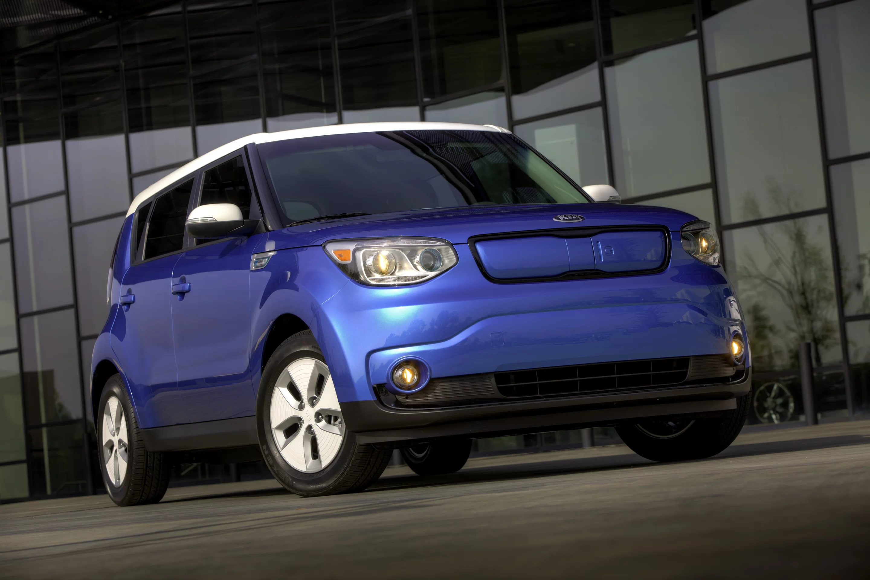 The Kia Soul EV packs a 360 V 96-cell lithium-ion polymer battery