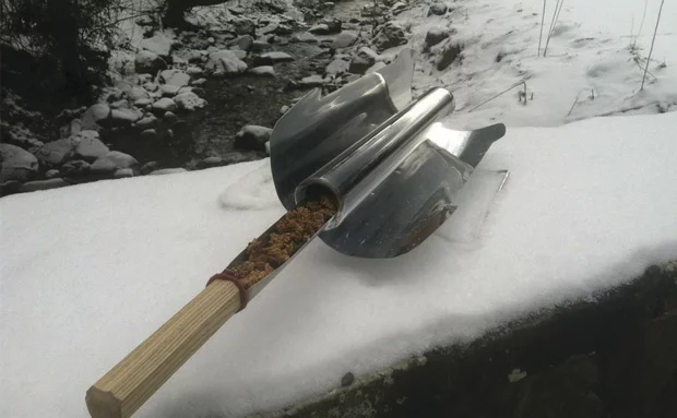 On a clear, sunny day, it can cook six hot dogs in about ten minutes, but even during cloudy conditions, the oven can still bake a full tray of muffins in about two hours