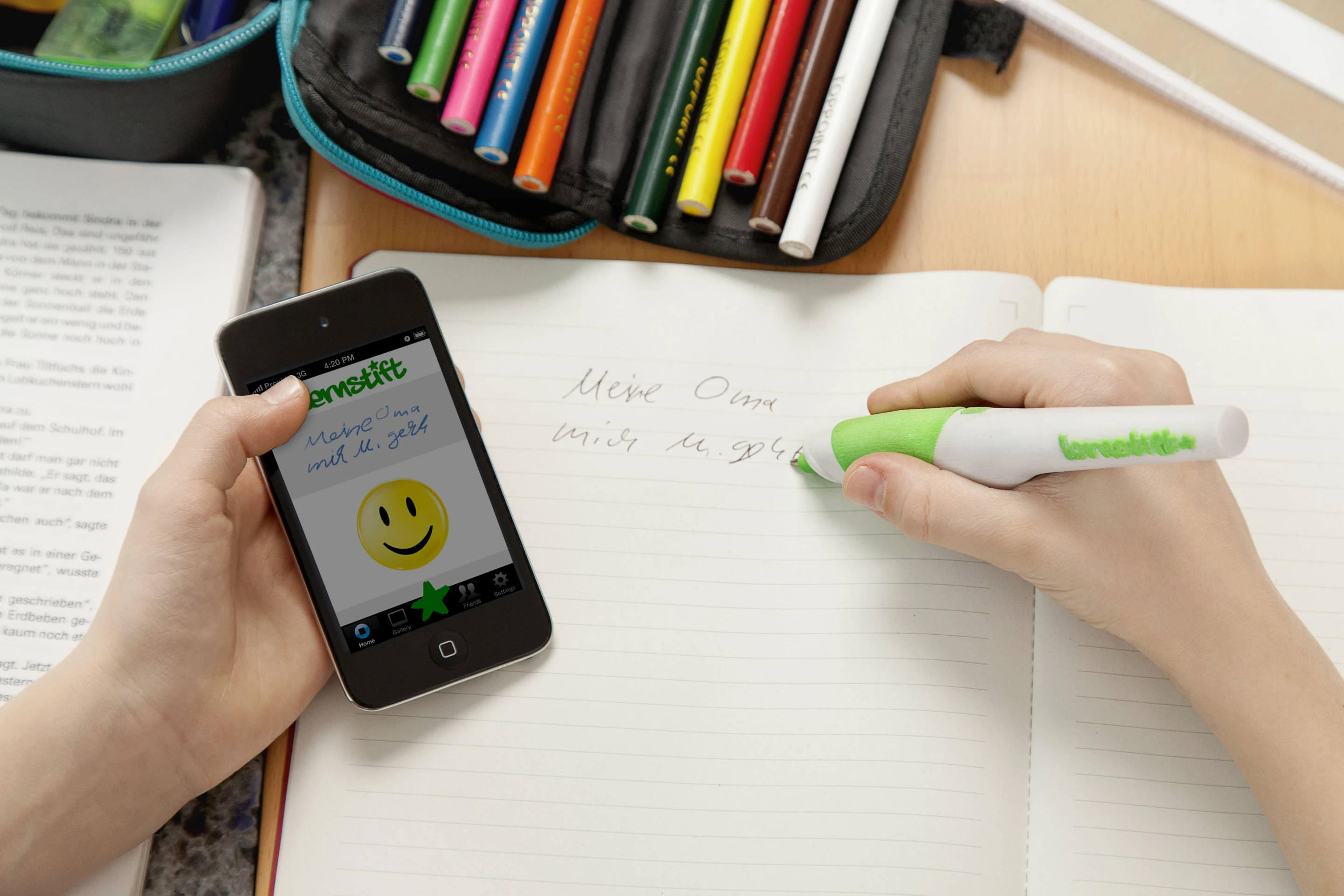 The Lernstift digital pen with smartphone app