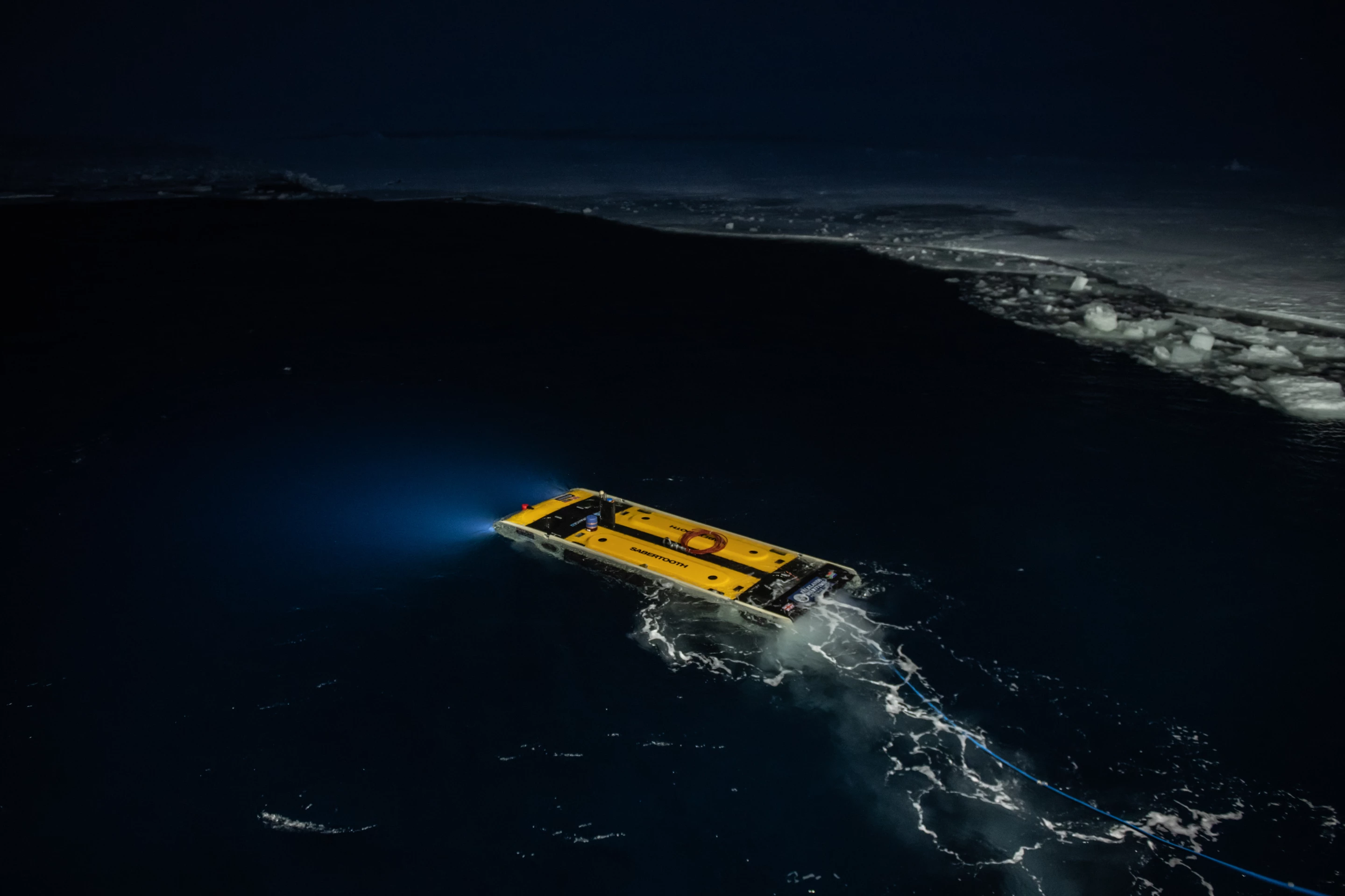 Sub-sea team of Endurance22 expedition and crew of S.A.Agulhas II deploy the AUV