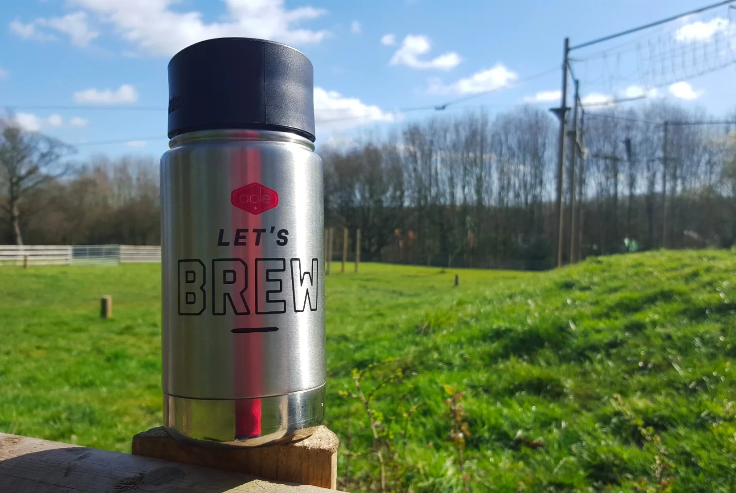 Faster lenses with a wide apertures let you isolate the subject from the background on close-up shots