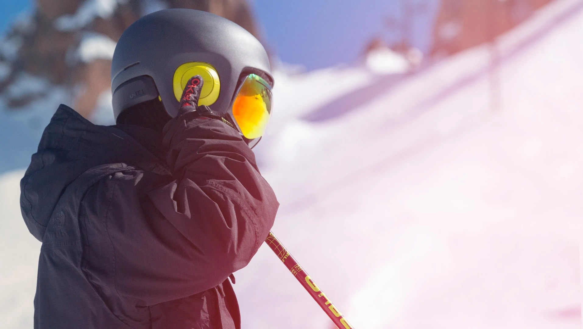 The Soundshield helmet features a set of removable Bluetooth headphones
