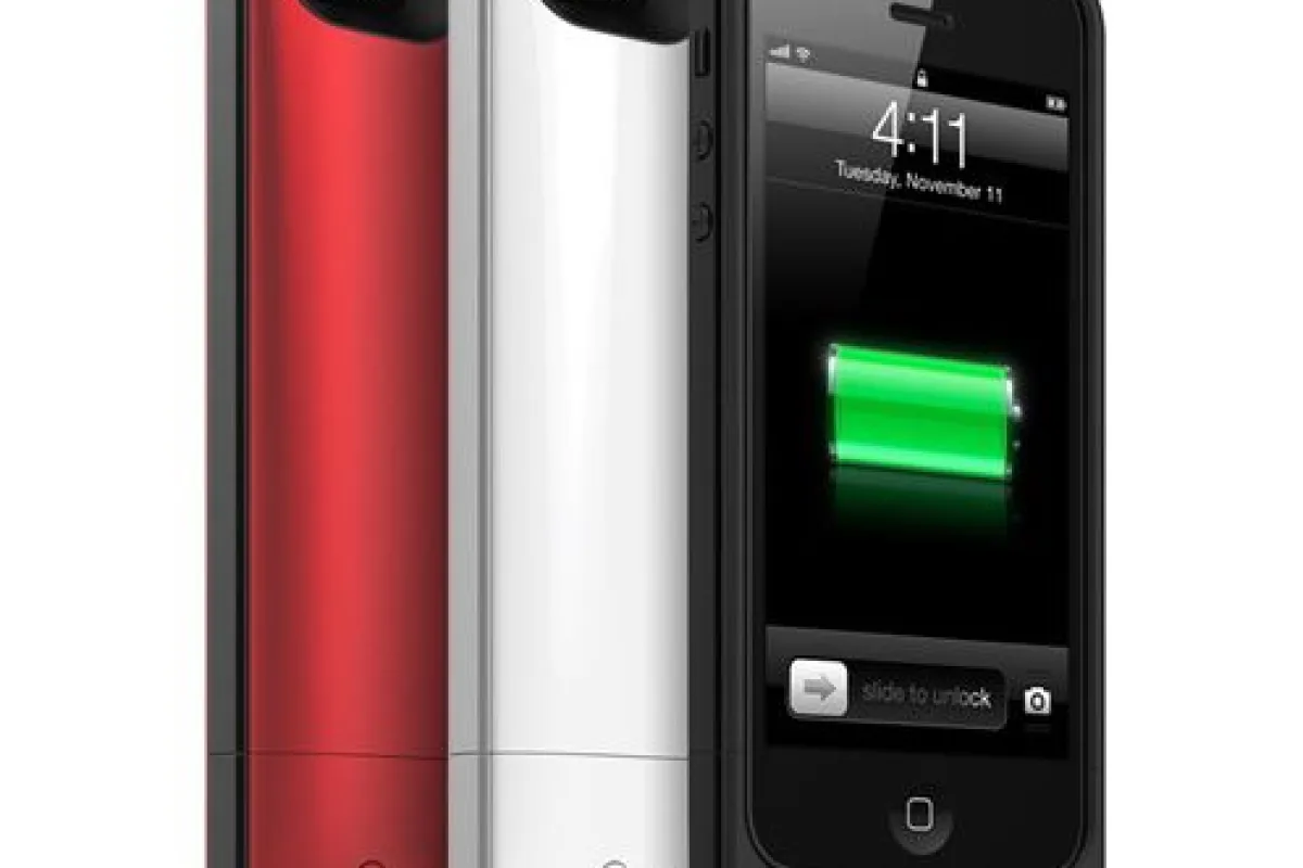 The mophie juice pack air in its three color choices
