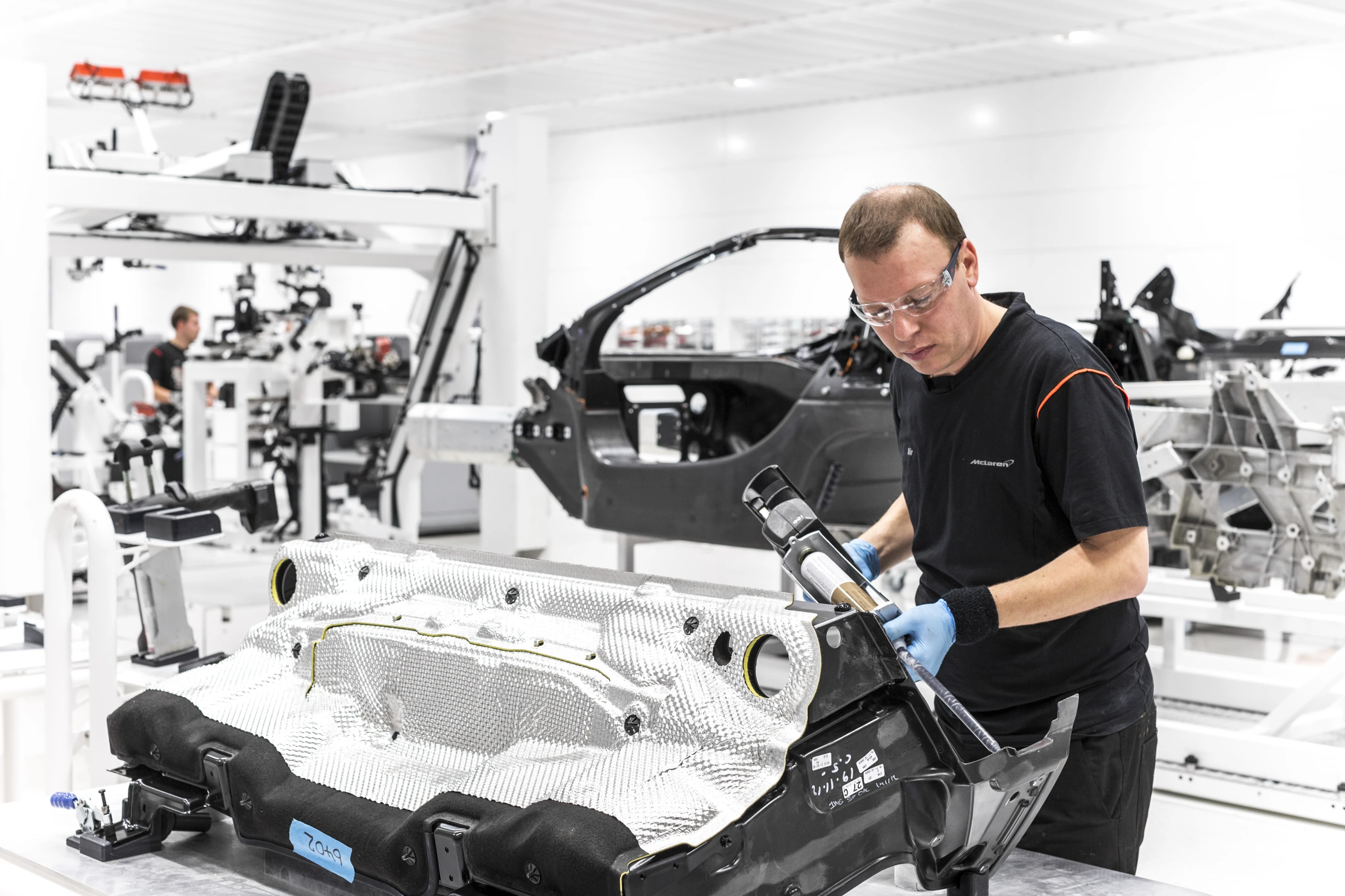 The 12C uses carbon fiber monocoque similar to its McLaren Formula 1 counterparts (Photo: McLaren)